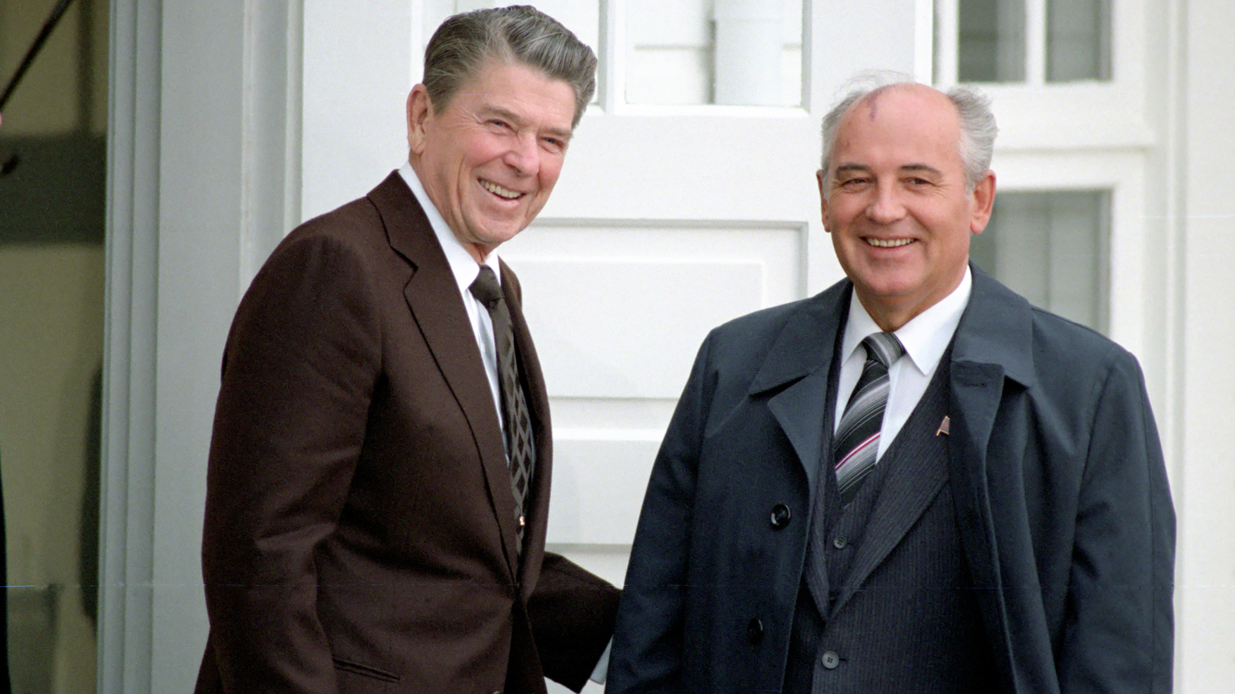 THE 100 DAYS - Mikhail Gorbachev and Ronald Reagan, 1986